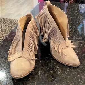 Coconuts by Matisse Booties